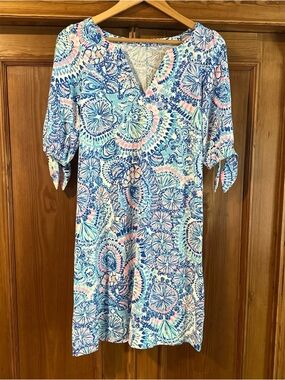 Lilly Pulitzer Blue & Pink Printed V-Neck t shirt dress sz small